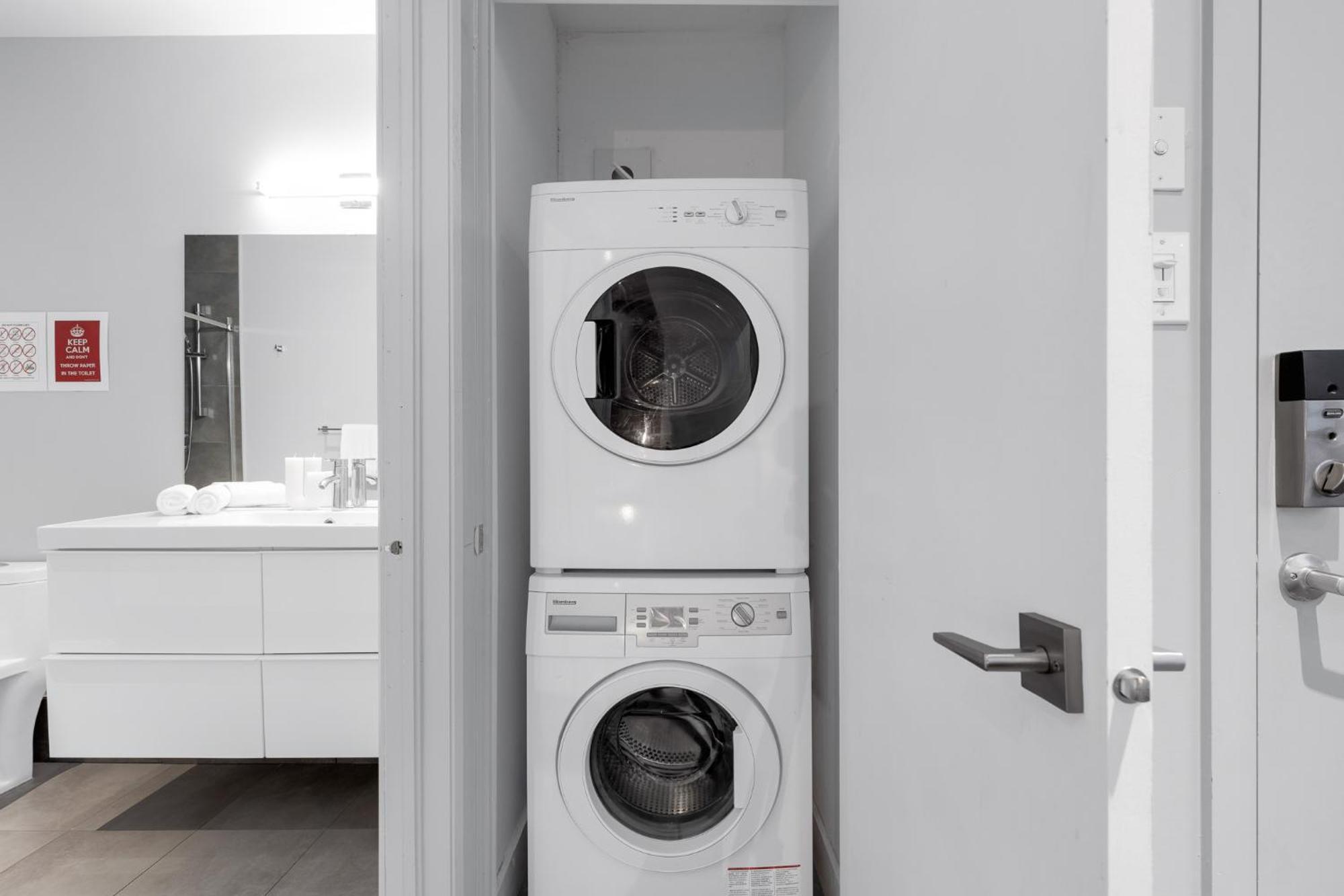 Liv Mtl Soho Aparthotel Montréal Kültér fotó